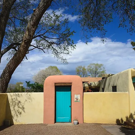 2 Bedroom - 10 Min. Walk To Plaza - Poppy Holiday home Santa Fe